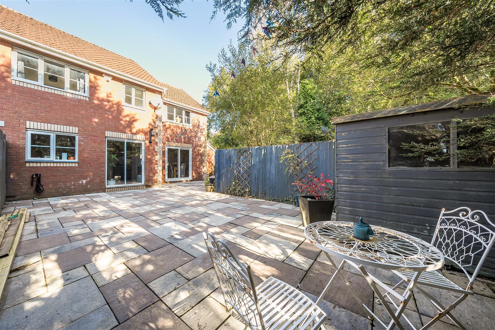 Brynhyfryd, Penllergaer, Swansea, SA4 9JJ